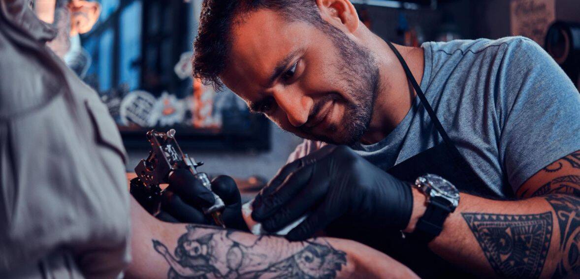 Tattoo artist